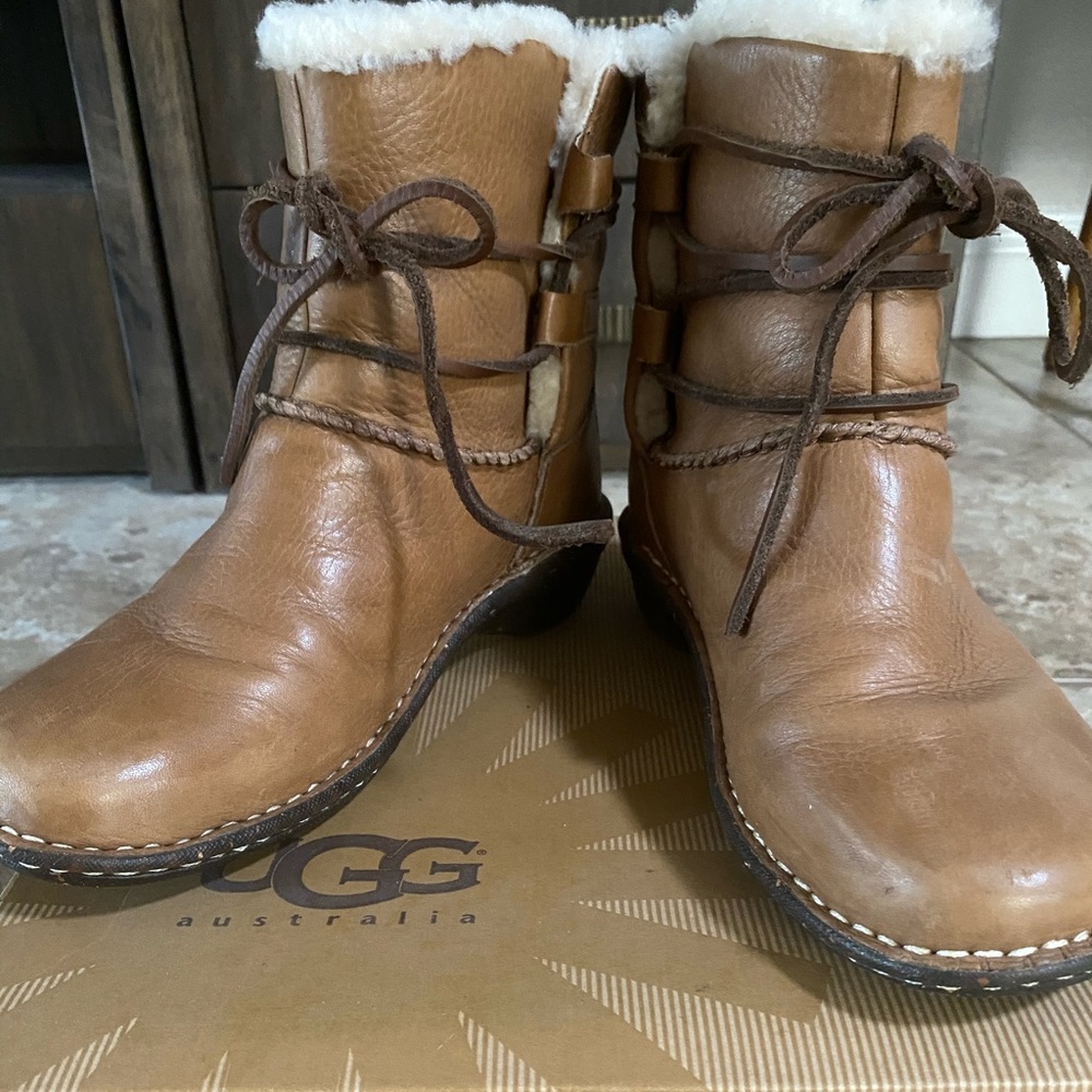 UGG tan leather sheepskin boots